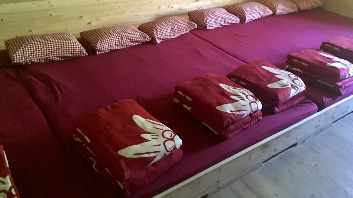 Buchen und Reservieren — Ravensburger Hütte