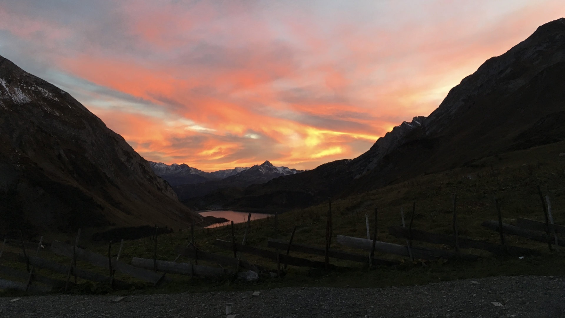Sonnenuntergang über der Ravensburger Hütte